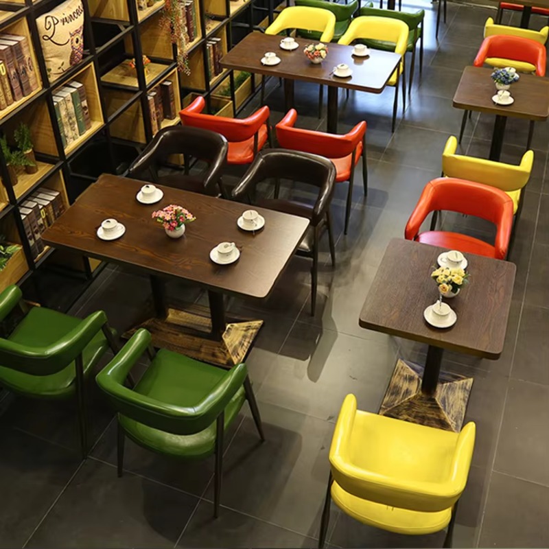 Interior Design Of Cafe - Meja dan Kursi Interior Restoran Desain